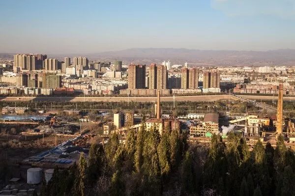 三門(mén)峽市：鋁產(chǎn)業(yè)鏈正在進(jìn)行重大調(diào)整
